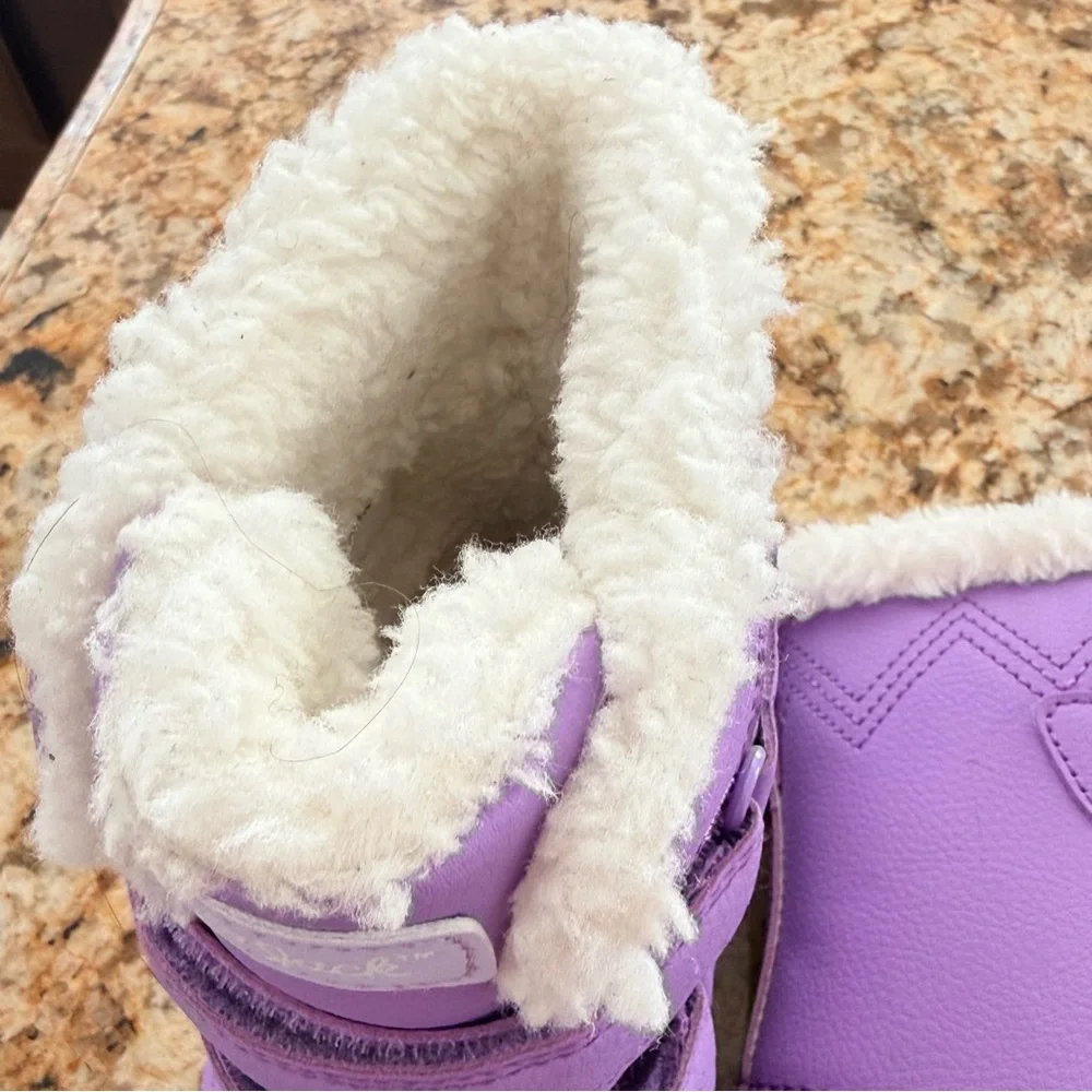 Cat & Jack Girls Winter Boots Size 10 Purple Faux Fur – Like New